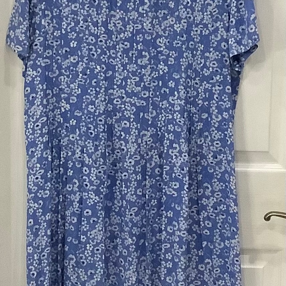 Vintage Swann blue floral maxi dress. Size 16